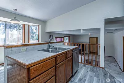 6305 75th Avenue Ct W, University Place, WA 98467 - Photo 11