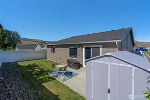 1133 S New Oak Ln, East Wenatchee, WA 98802 - Photo 17