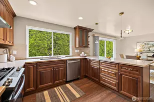 10602 NE 60th St, Kirkland, WA 98033 - Photo 15