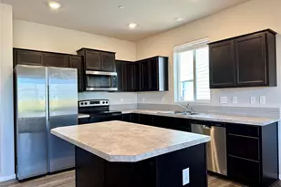 18757 Lipoma Pl E, Puyallup, WA 98374 - Photo 9