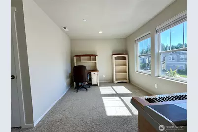18757 Lipoma Place E, Puyallup, WA 98374 - Photo 25