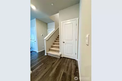 18757 Lipoma Place E, Puyallup, WA 98374 - Photo 3