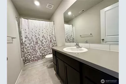 18757 Lipoma Place E, Puyallup, WA 98374 - Photo 29