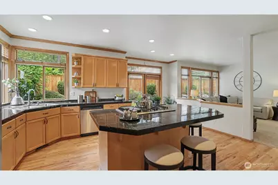 10711 177th Court NE, Redmond, WA 98052 - Photo 13