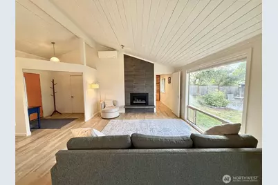 220 Sixth Street, Langley, WA 98260 - Photo 9