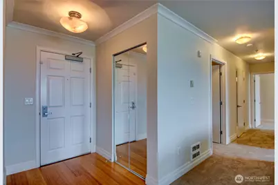 960 Harris Avenue #602, Bellingham, WA 98225 - Photo 7
