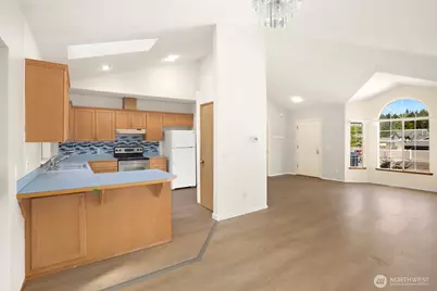 21911 SE 239th Street, Maple Valley, WA 98038 - Photo 9