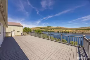 2251 Columbia Blvd, Bridgeport, WA 98813 - Photo 23