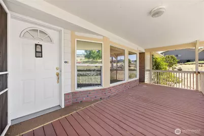 2251 Columbia Boulevard, Bridgeport, WA 98813 - Photo 3