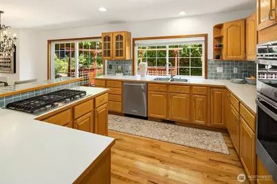 20527 Marine View Drive SW, Normandy Park, WA 98166 - Photo 17
