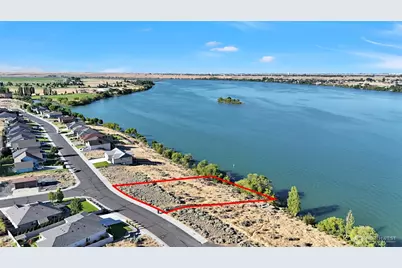 3973 Edwards Road NE, Moses Lake, WA 98837 - Photo 1