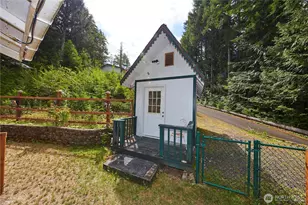 70 N Dow Mountain Dr, Hoodsport, WA 98548 - Photo 31