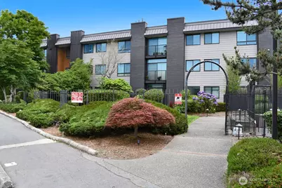 11300 1st Avenue NE #321, Seattle, WA 98125 - Photo 37