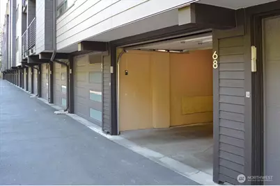 11300 1st Avenue NE #321, Seattle, WA 98125 - Photo 35