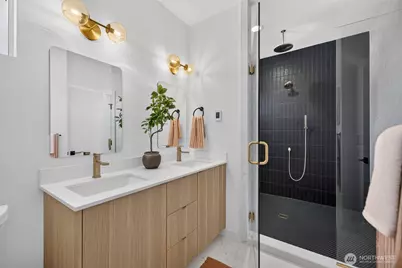 4105 25th Avenue SW, Seattle, WA 98106 - Photo 9