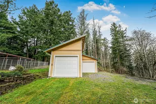 3968 S East Camano Dr, Camano Island, WA 98282 - Photo 27