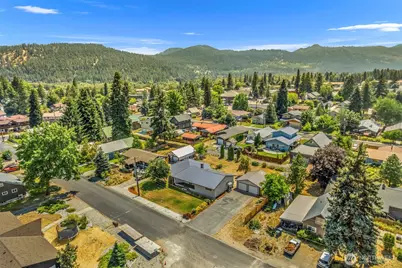 137 W Center Street, Leavenworth, WA 98826 - Photo 31