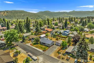 137 W Center St, Leavenworth, WA 98826 - Photo 31