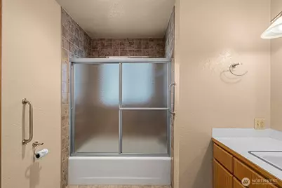 137 W Center Street, Leavenworth, WA 98826 - Photo 15