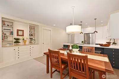 5858 NE Parkpoint Drive #F-203, Seattle, WA 98115 - Photo 7