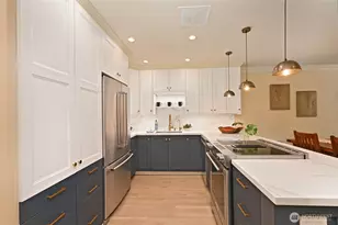 5858 NE Park Point Dr, Seattle, WA 98115 - Photo 5