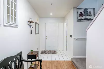 4802 Nassau Avenue NE #104, Tacoma, WA 98422 - Photo 5