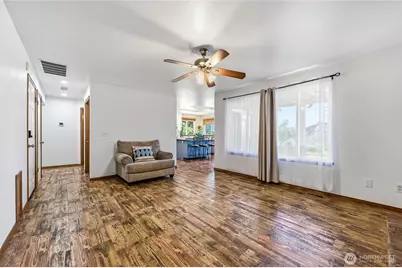 19225 208th Avenue SE, Renton, WA 98058 - Photo 23