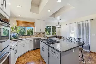 19225 208th Ave SE, Renton, WA 98058 - Photo 9