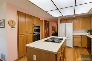 106 Chinook Ln, Steilacoom, WA 98388 - Photo 9