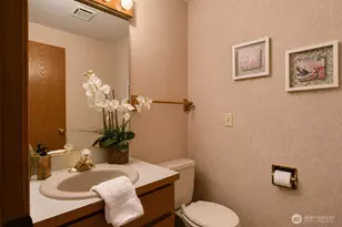 106 Chinook Ln, Steilacoom, WA 98388 - Photo 17