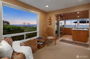 309 Seascape Dr, Camano Island, WA 98282 - Photo 19