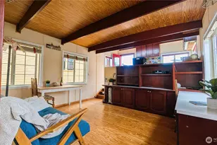 2401 N Northlake Way, Seattle, WA 98103 - Photo 7