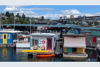 2401 N Northlake Way #E9, Seattle, WA 98103 - Photo 1