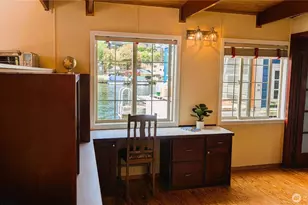2401 N Northlake Way, Seattle, WA 98103 - Photo 5