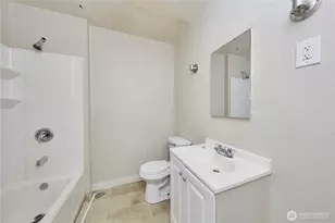 301 W 3rd St, Aberdeen, WA 98520 - Photo 17