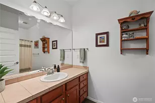 2978 Martin Pl, DuPont, WA 98327 - Photo 11
