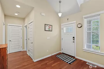 2978 Martin Place, DuPont, WA 98327 - Photo 3