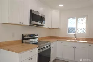 1936 NE Clemens St, Bremerton, WA 98310 - Photo 29