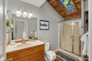 5250 NE See Forever Ln, Poulsbo, WA 98370 - Photo 17