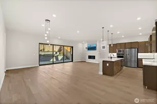 14816 206th Ave E, Bonney Lake, WA 98391 - Photo 9