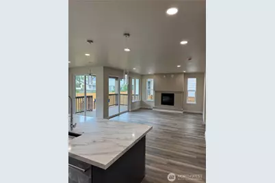 9614 48th Drive NE, Marysville, WA 98270 - Photo 3