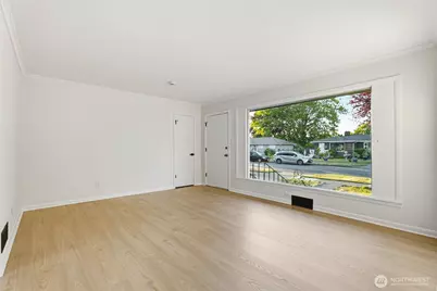 924 E 57th Street, Tacoma, WA 98404 - Photo 5