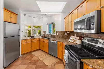 2342 NW 98th Street, Seattle, WA 98117 - Photo 15