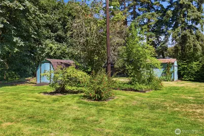 3221 57th Street E, Tacoma, WA 98443 - Photo 37