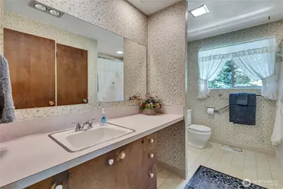 3221 57th Street E, Tacoma, WA 98443 - Photo 15