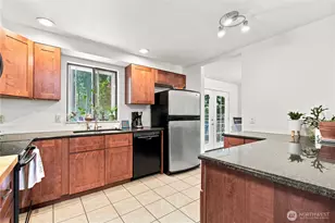 3366 SE Summer Pl, Port Orchard, WA 98366 - Photo 11