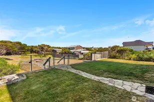 412 Dune Crest Dr, Westport, WA 98595 - Photo 37