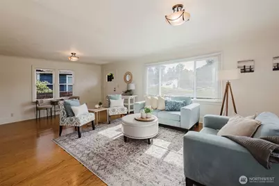 1108 Warren Avenue, Bremerton, WA 98337 - Photo 3