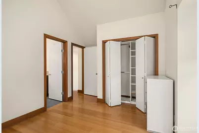 3635 Greenwood Avenue N #B, Seattle, WA 98103 - Photo 17