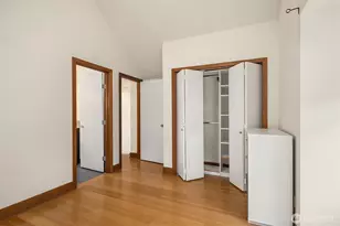 3635 Greenwood Ave N, Seattle, WA 98103 - Photo 17